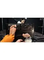 「足枷くすぐり＋暗示で感度アップ！ ブラシグローブで叫び倒すメイドもなかちゃん！」わかしラボ WAKA-067 千石もなか 4